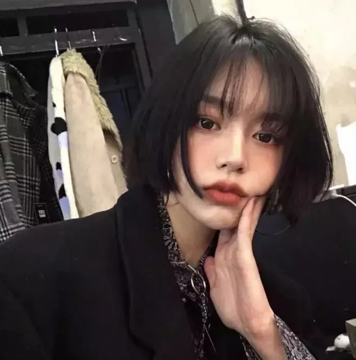浪漫奇幻神作《哈尔的移动城堡》：在战火中相爱的魔法师与少女，宫崎骏极致浪漫主义
